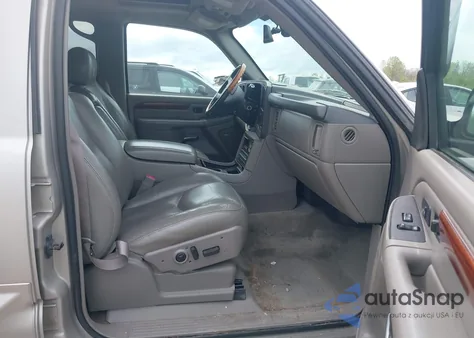 2004 Cadillac Escalade Standard z USA, uszkodzony, nr VIN 1GYEK63N14R177291
